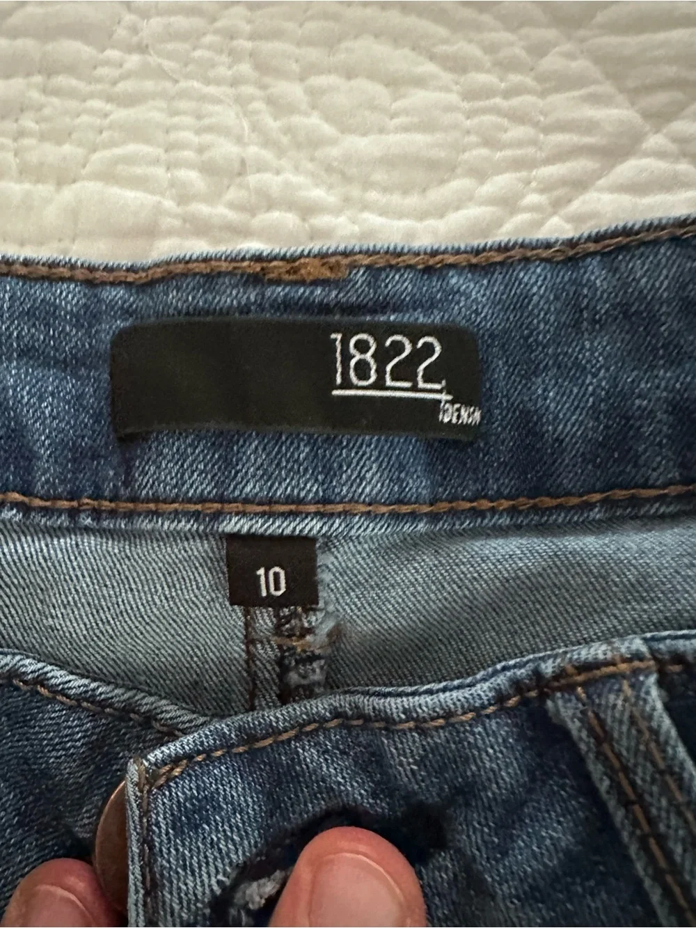 1822 Denim Blue Washed Jean Shorts